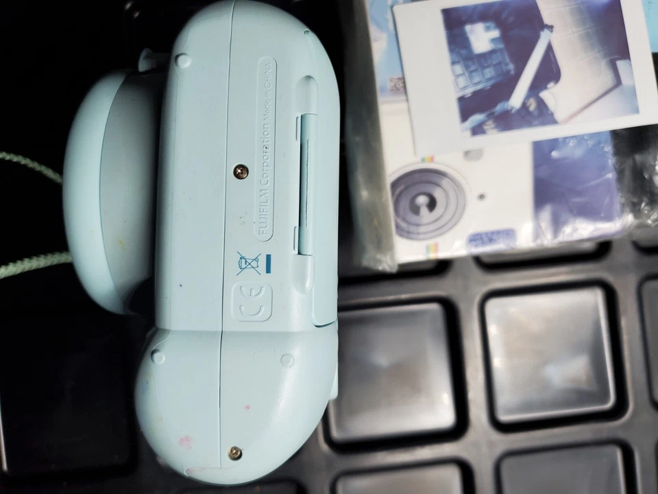 Cámara fotográfica instantánea Fujifilm Instax Mini 8 cuerpo verde azulado-PROBADA Foto 4 de 4