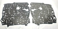 .For 4T65E Transmission Valve Body to Case Spacer Plate Gasket Set