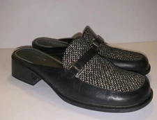 Womens Size 8 M Mules Villager By Liz Claibourne T3