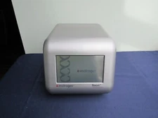 Invitrogen Neon Transfection System -  WITH  pipette station Includes Warranty