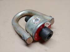 Crosby Swivel Hoist Ring WLL 15,000 LB, 1-1/4 - 7 TPI 2.21" Proj. 1016975 HR-125