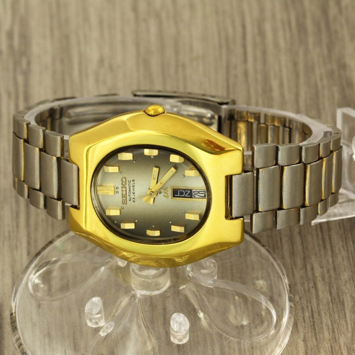 Seiko LM Lord Matic 5606-5100 RARE vintage automatic Japan