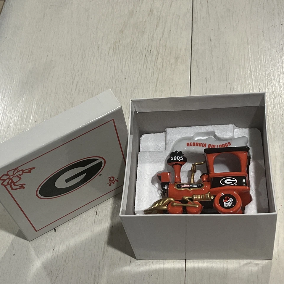 Georgia Bulldogs 2005 Santa Navidad Tren Ornamento por Danbury Como Nuevo Fútbol Foto 3 de 4