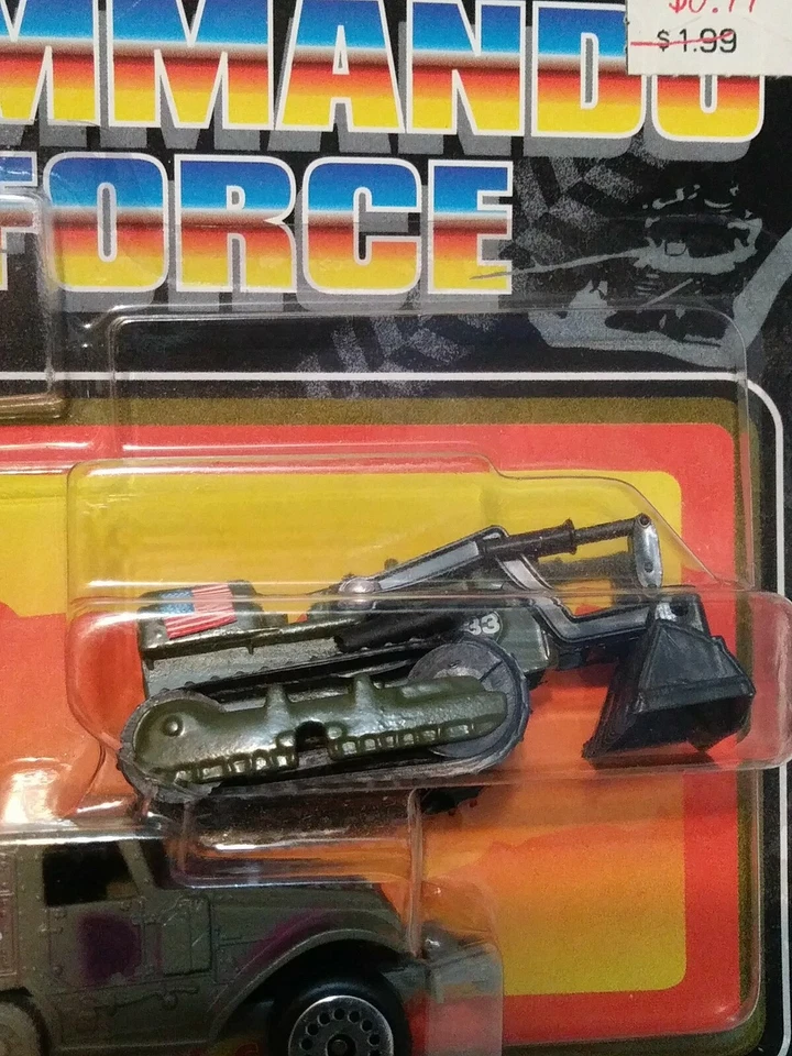 Motormax Commando Force  Military Half-Track & Bulldozer #1190 - Image 3 of 4