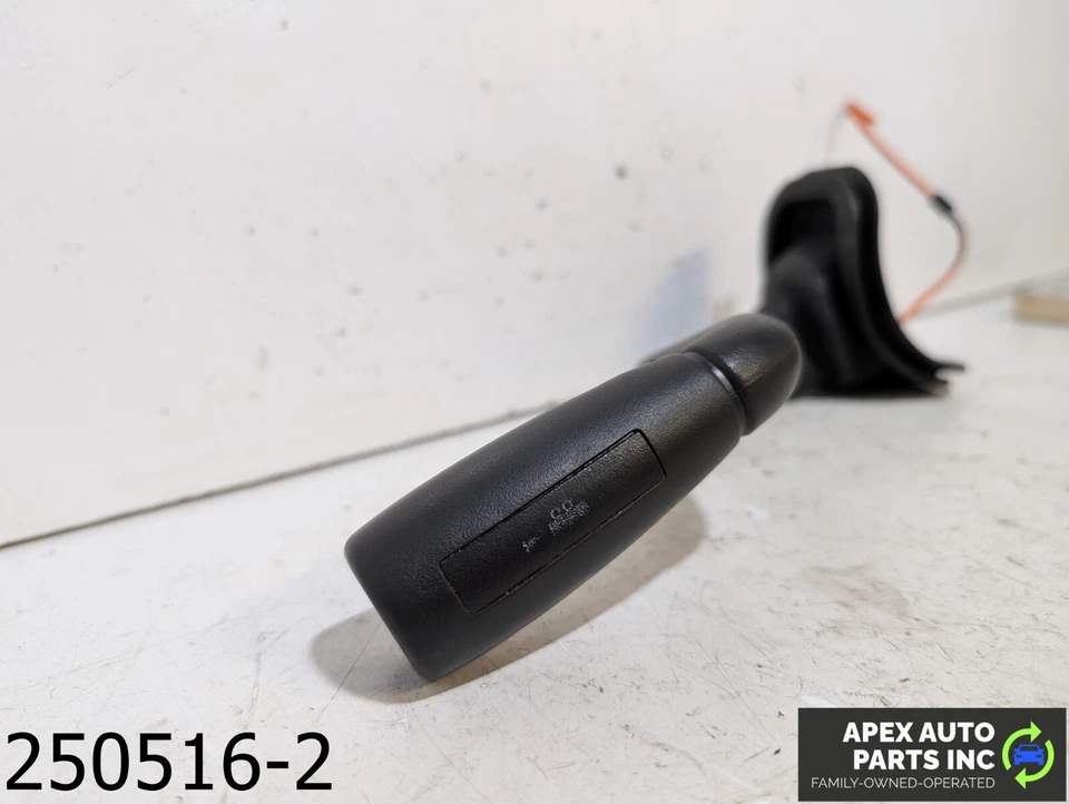 OEM 2000-2006 GMC Yukon 6.0L Automatic Shift Lever Handle Leather TOW HAUL - Image 3 of 4