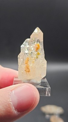 Petroleum ''Firefly'' Quartz Madagascar