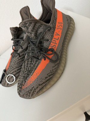adidas Yeezy Boost Size 10 (2) differents colors $80  for each  pair