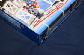 LEGO City 7937 TRAIN STATION 361 Pieces New in sealed box