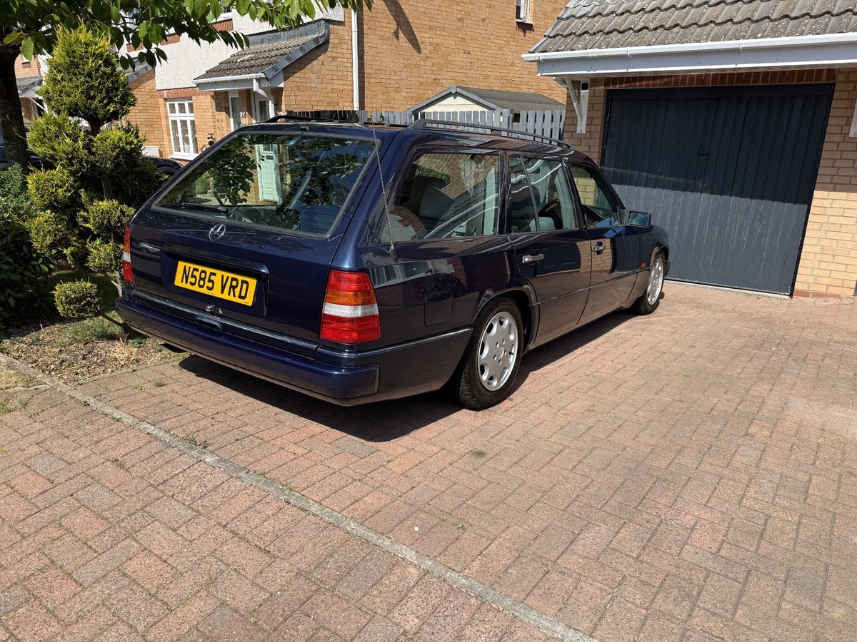 Mercedes-Benz E 200 1996