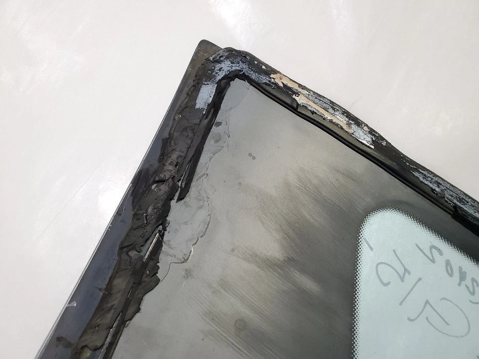 1991 1996 Dodge Stealth RT Turbo Manual OEM Right Rear Quarter Glass - Image 4 of 4