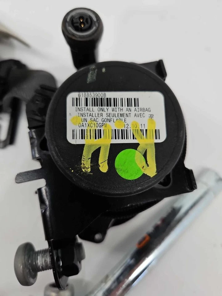 Chevrolet Volt 2011-2014 conjunto retractor cinturón de seguridad pasajero delantero negro OEM Foto 4 de 4