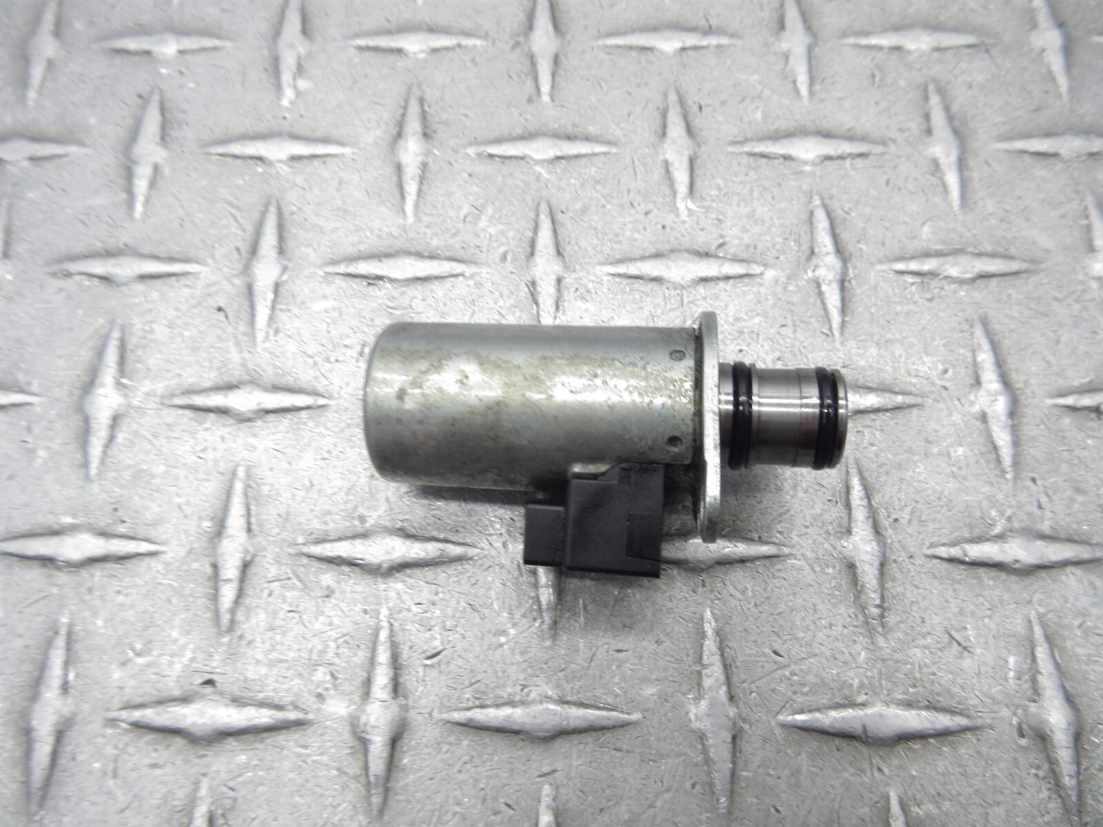 2008 Ferrari F430 Spider Roof Top Solenoid Control Regulator Valve Assembly