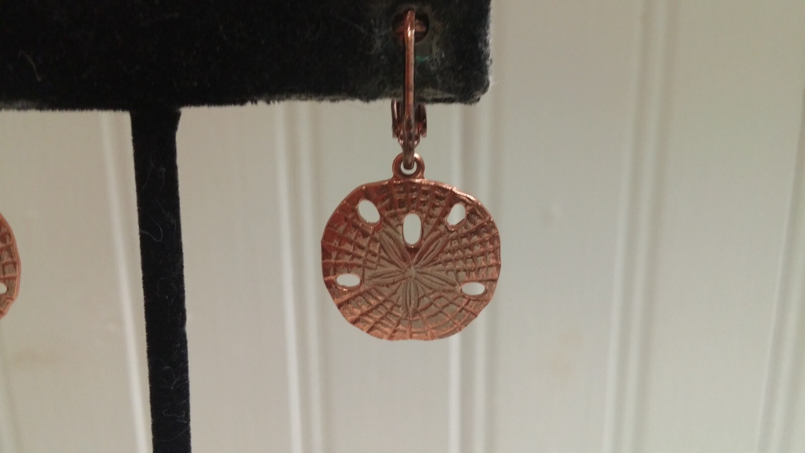 Vintage Solid Copper Sand Dollar Drop Dangle Clip… - image 2