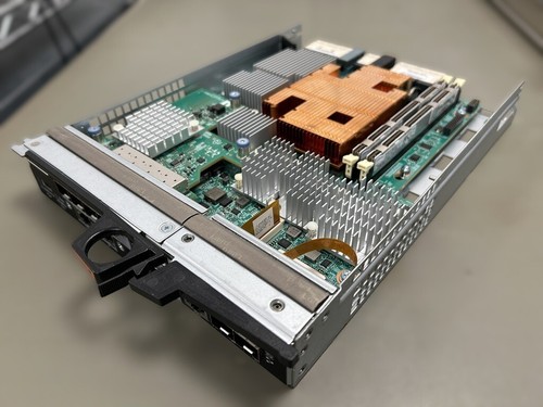 NetApp E-Series E5700A-64GB-IC controller 111-03806 with 4-Port 25Gb ISCSI HIC - Afbeelding 2 van 3