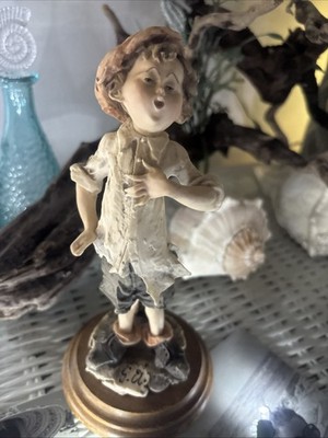 G. Armani Capodimonte Italy Handpainted Porcelain Figurine Singing Boy.
