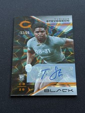 2023 Panini Black Football Tyrique Stevenson #139 Citrine Auto /25 RC Bears