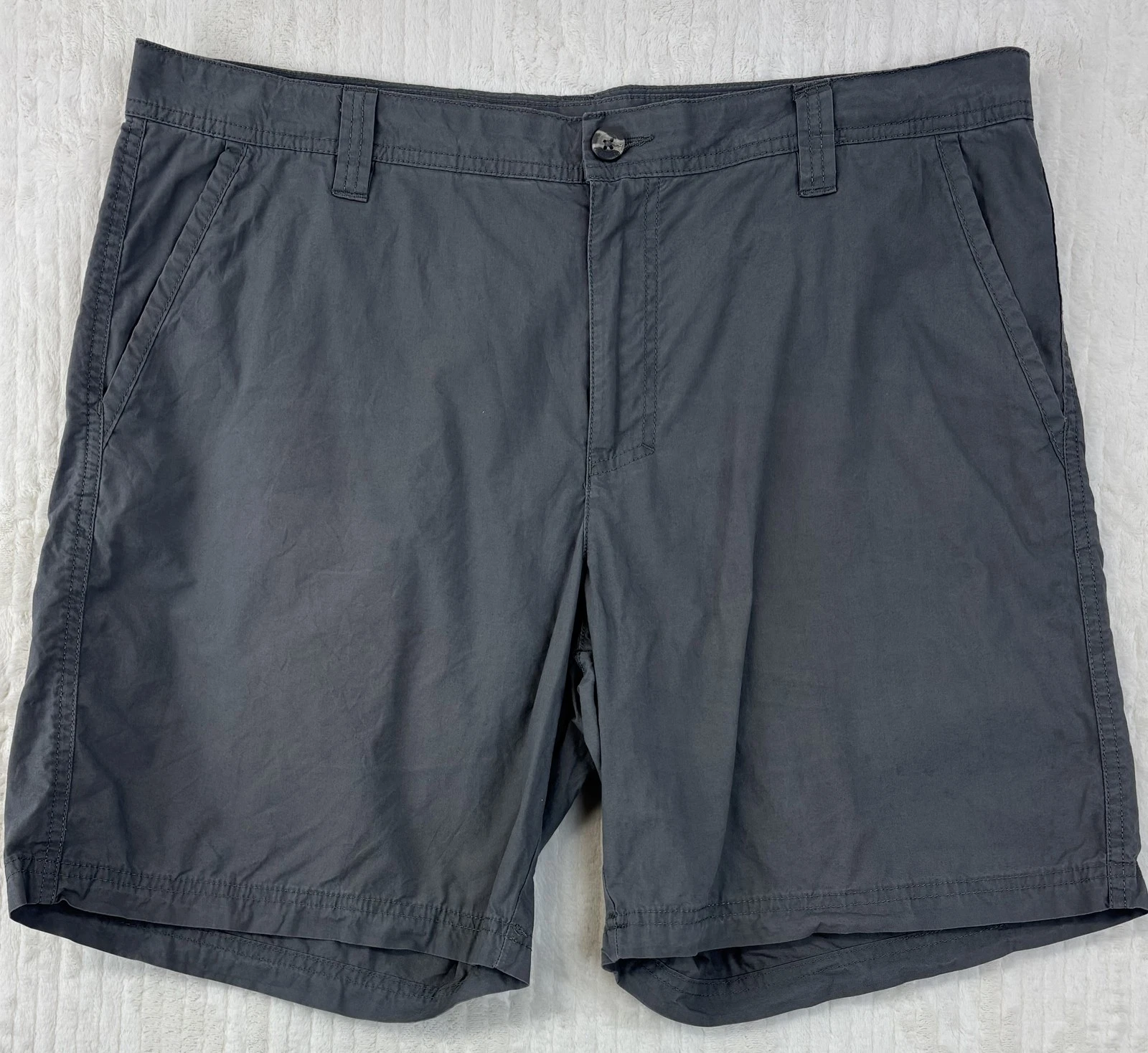 Columbia Men's Gray Flat Front Cotton Blend Shorts Size 36W Outdoor Hiking