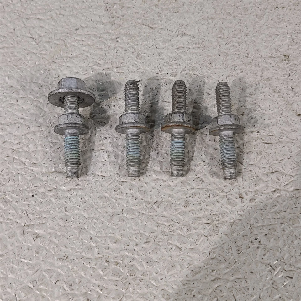 Комплект болтов крепления топливной рейки 10-15 Camaro SS оборудование Aa7397 - Изображение 2 из 4