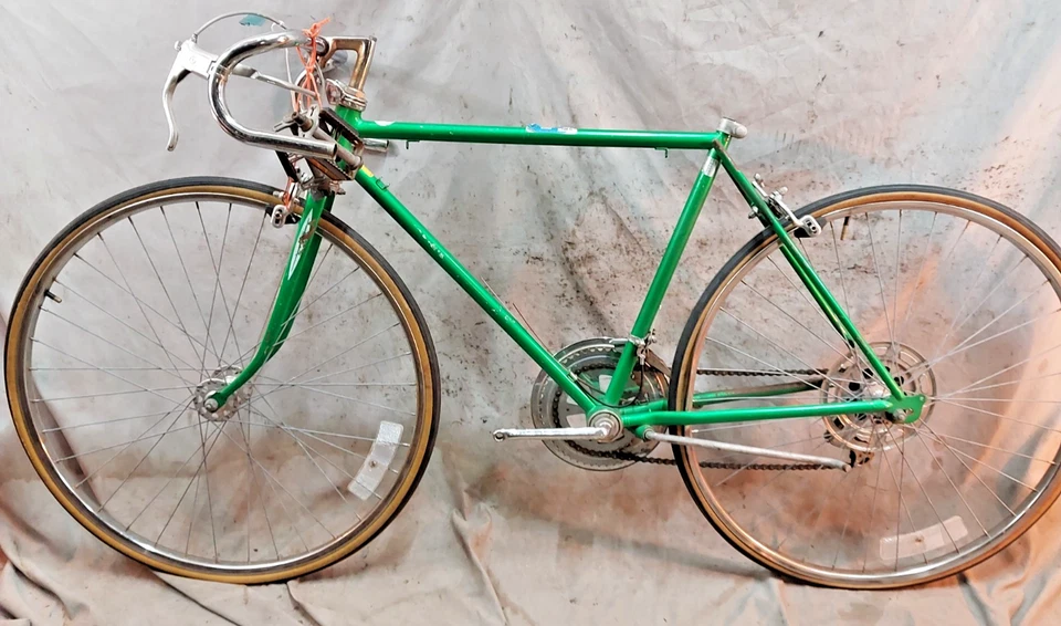 1974 Schwinn Varsity Vintage Road Bike 51cm Small High Flange Steel USA MADE 27" - Image 2 of 4
