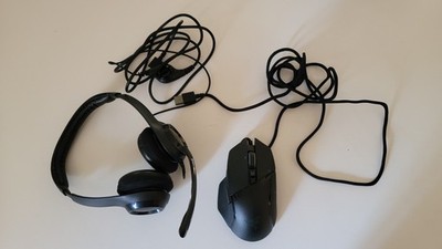Razer Basilisk V2 Wired Gaming Mouse 20000 DPI & Wired Headset Bundle