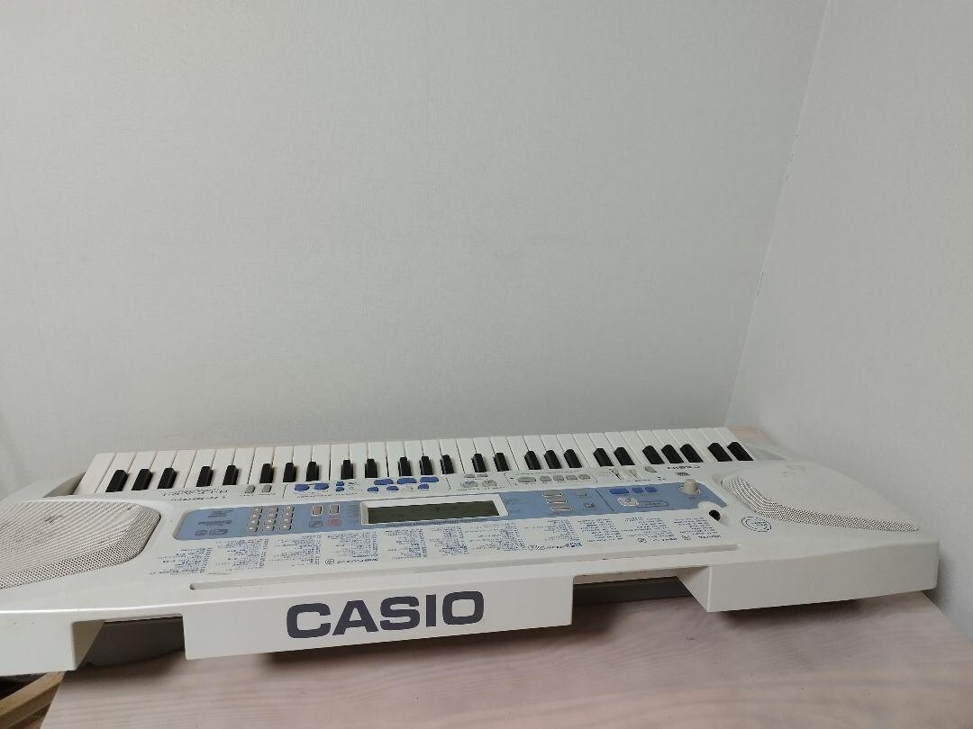 CASIO カシオ　電子ピアノ　電子キーボード　LK-180TV⭐️売り切り価格⭐️ CASIO カシオ 電子ピアノ 電子キーボード LK-180TV⭐️売り切り