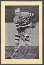 1934-44 Beehive Group 1 Photos New York Americans #258 Eddie Wiseman