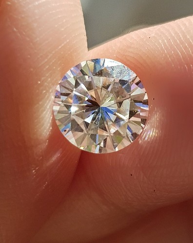 2ct VS Genuine Moissanite Solid 14K White Gold Engagement Ring Charles Colvard - Picture 6 of 9