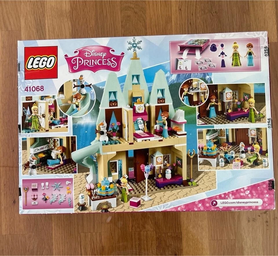 LEGO Disney Princesa Arendelle Castillo Celebración (41068) Kit de Construcción 477 Piezas Foto 2 de 4