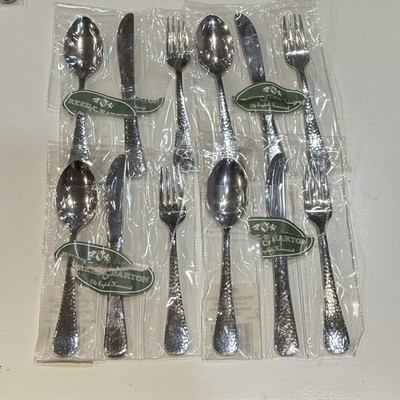 12 Reed & Barton Child s Old English Heritage Hammered Stainless Flatware