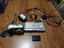 Kodak EasyShare Z760 Digital Camera 6.1MP W/ Charging Dock And Cords UNTESTED