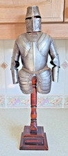 VINTAGE 1980'S MINIATURE 16thC/17thC METAL SUIT OF ARMOUR ON STAND 21" TALL VGC