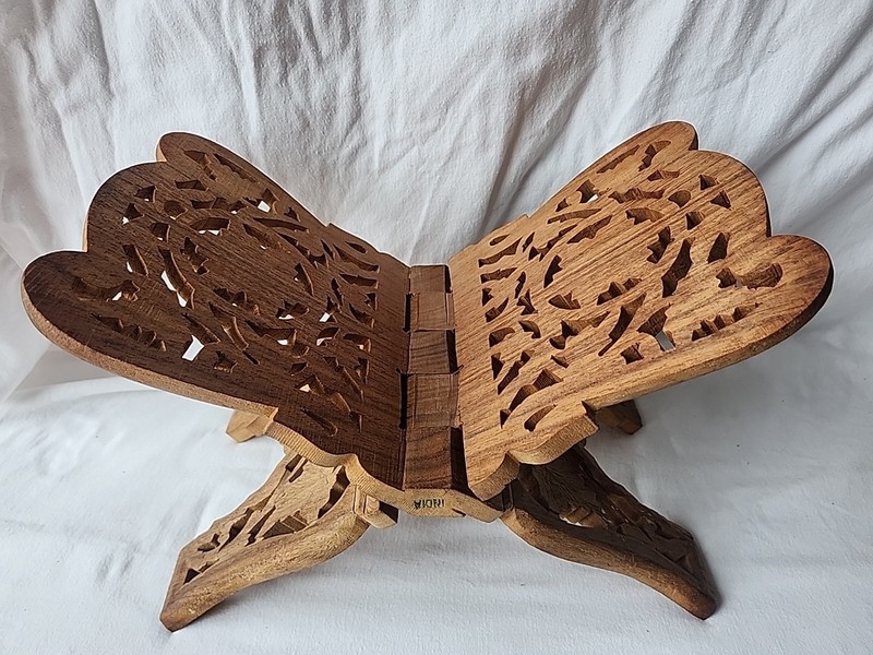Solid Wood Bible Stand Antique Vintage Style Book Display Rustic Flower Leaf