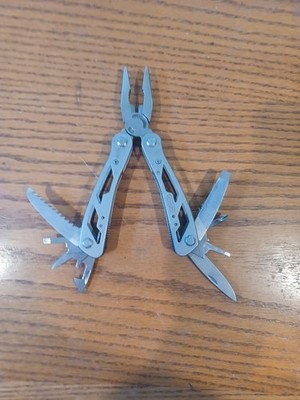 STANLEY Multitool 8-in-1  Grey Stainless Steel Knife Pliers