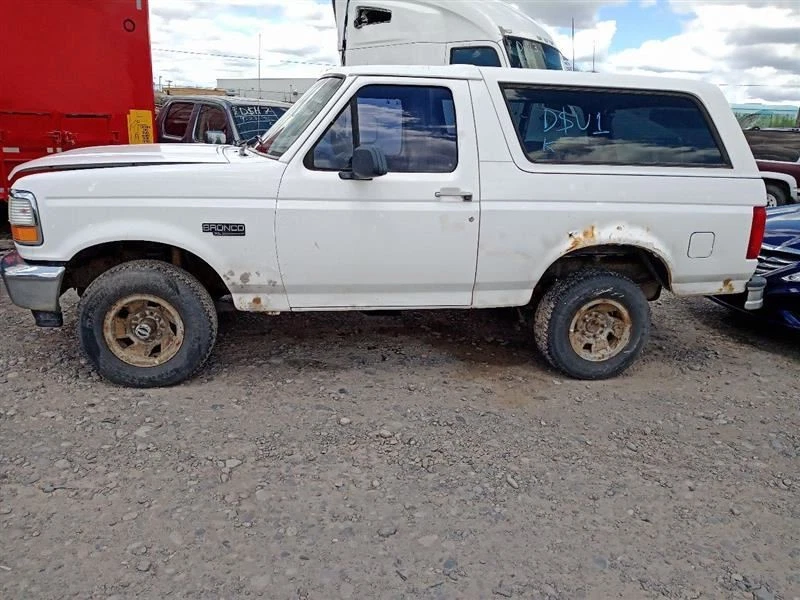 Par de bujes delanteros de bloqueo manual Warn de 1995 Ford Bronco 8063665 Foto 3 de 4