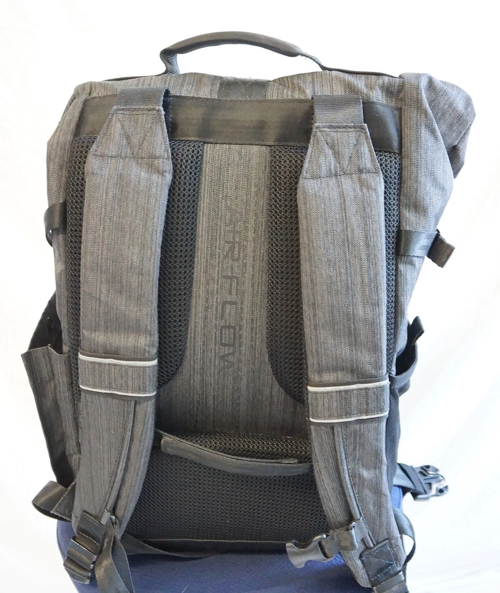 Tenba dna 15 messenger bag top