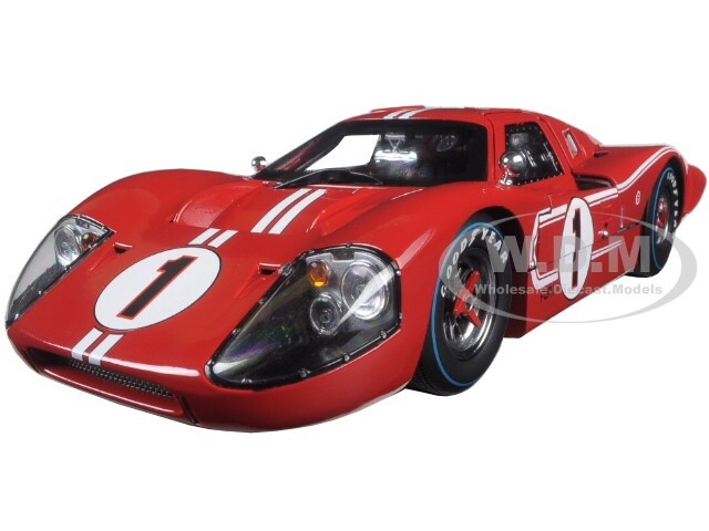 FORD GT MK IV #1, 24 ЧАСА ЛЕ-МАНА (1967), 1/18, ОТЛИТЫЙ ПОД ДАВЛЕНИЕМ SHELBY COLLECTIBLES SC423