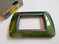 BTICINO LIVING ART. L4803VT PLACCA 3 POSTI  VERDE METAL