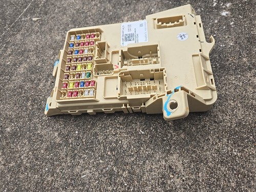 20192020 Hyundai Elantra | Junction Fuse Relay Block Box 91950-F2360 OEM | TI3-3 - Bild 13 von 17