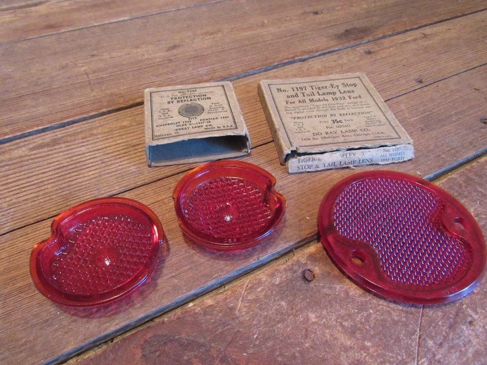 Vintage NOS 1930's Ford Chevrolet Pontiac Olds Tail Light Glass Lenses - NEW! - Imagem 4 de 4