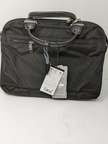 Travelpro Crew Executive Choice 2 Pilot 