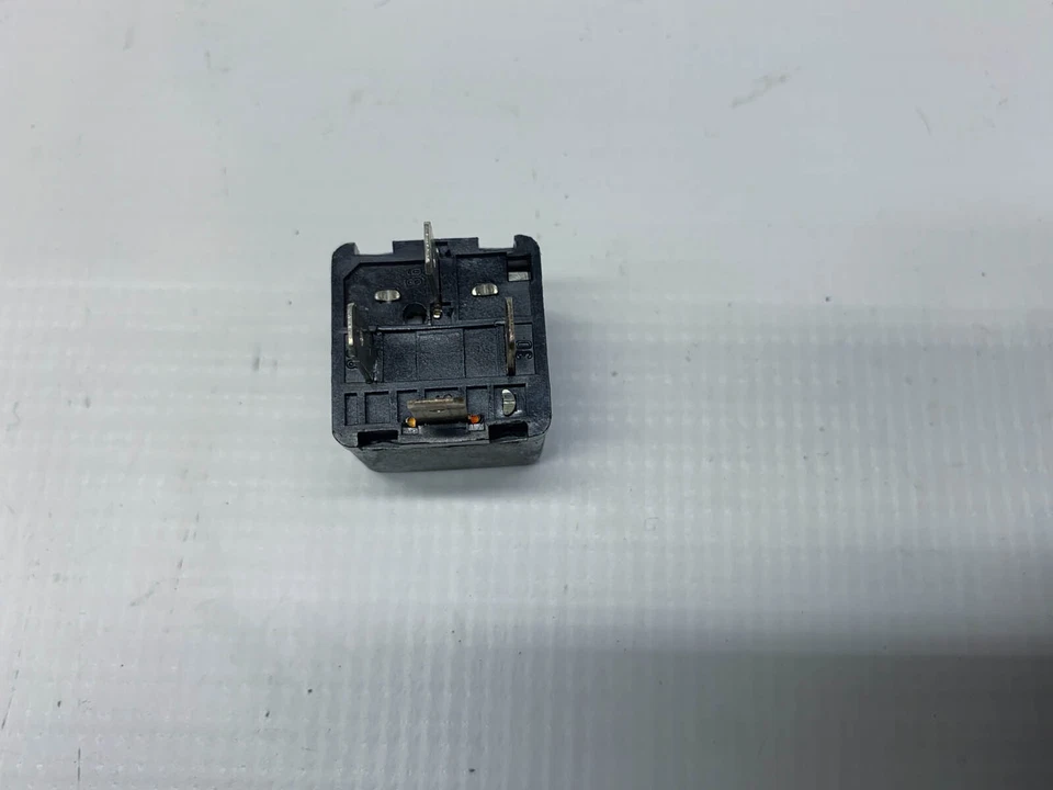 Relé relé BMW K100RT Hellay 4RA003510-05 (2) 84' Foto 3 de 3