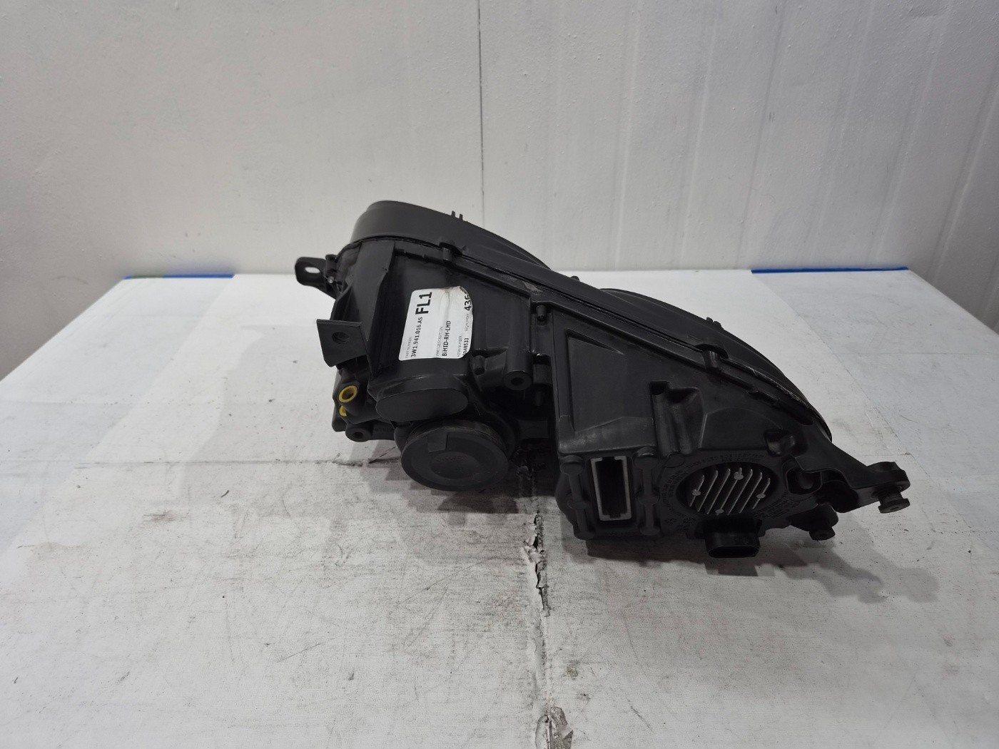 Bentley Continental R Final Series 2003-2012 Right Headlight P/N 3W1941016AS