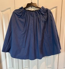 Woman  s Pleated Skirt With Pockets- 100 Cotton Size M