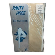 Vintage Berkshire 100 Stretch nylon Pantyhose Beige Frost Average 5-3  -5  7  