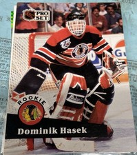 Pro Set Rookie Card Dominik Hasek Chicago Blawhawks. rookie card picture