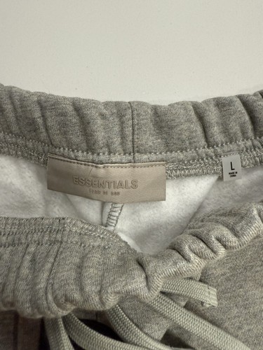 Essentials Shorts "Fear of God". 2 Paar. herren groß. Neu mit Etikett - Bild 6 von 6