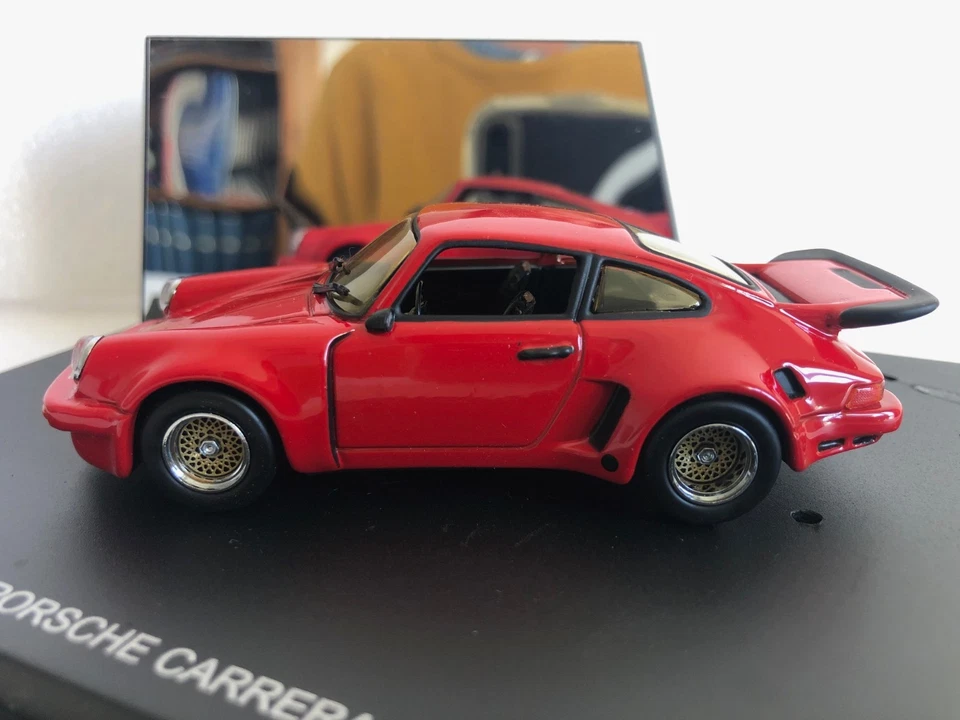 PORSCHE Carrera RSR Présentation 1974 (UH8) UNIVERSAL HOBBIES 1/43 - Photo 2/4
