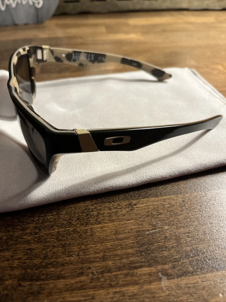 OAKLEY - JUPITER LX - Verde Oliva/Gris Oscuro - RARO RARO Foto 2 de 4