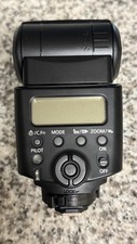 Canon Speedlite Digital Flash with LCD Display and Zoom