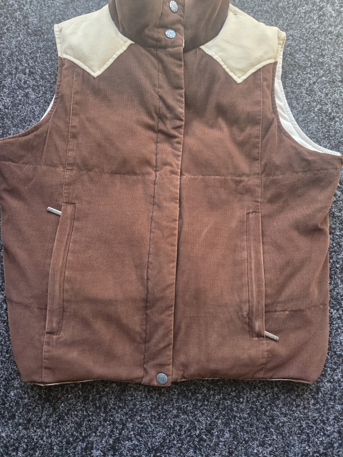 Crew Clothing reversible down feather gilet women’s size 12 cream & brown image 4